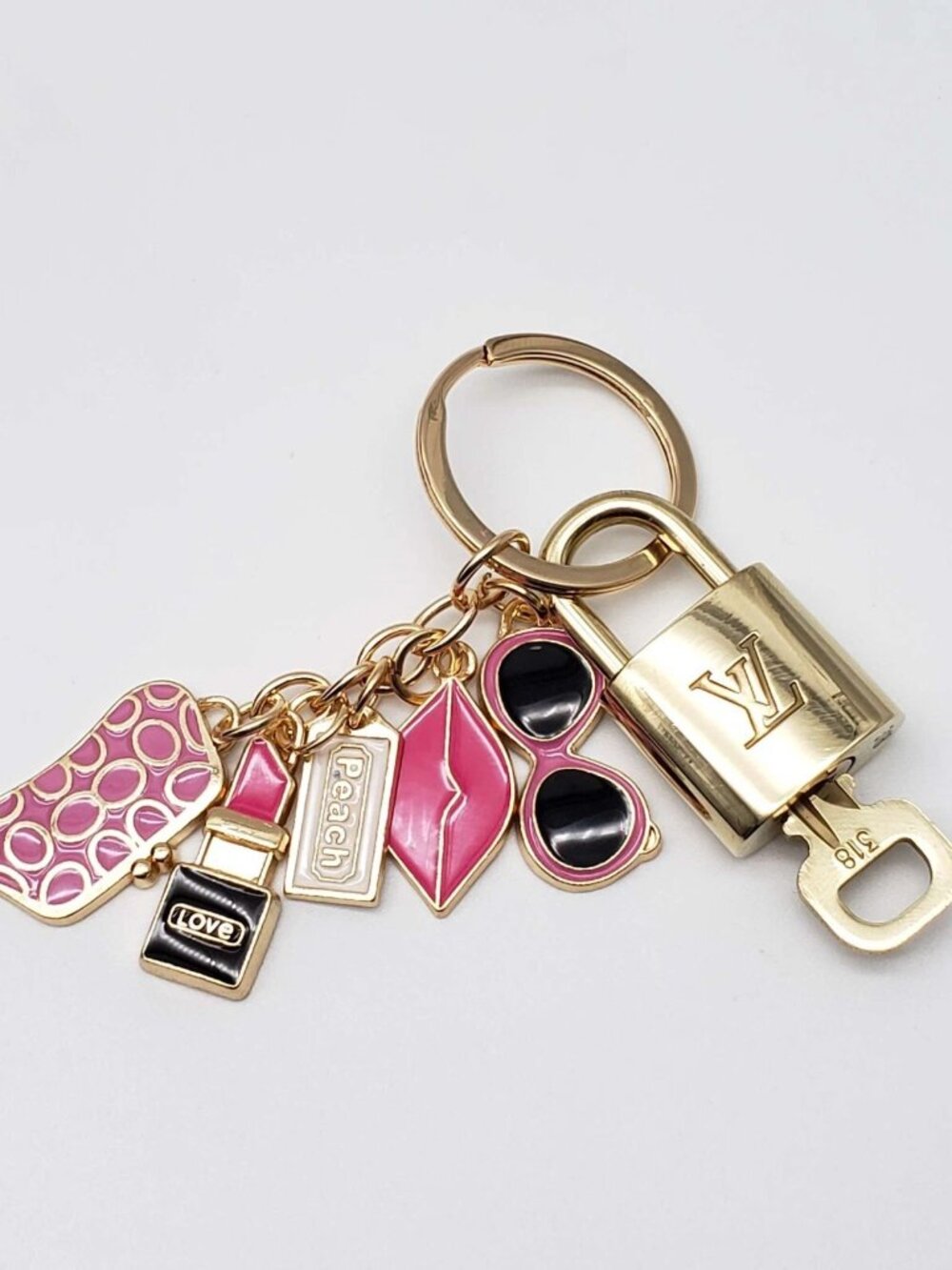 Louis Vuitton Gold Padlock Key 🔒 Authentic LV Charm + Unbranded Keychain - Picture 5 of 10